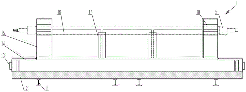 On-line roller changing device for float glass transitional roller table and roller changing method