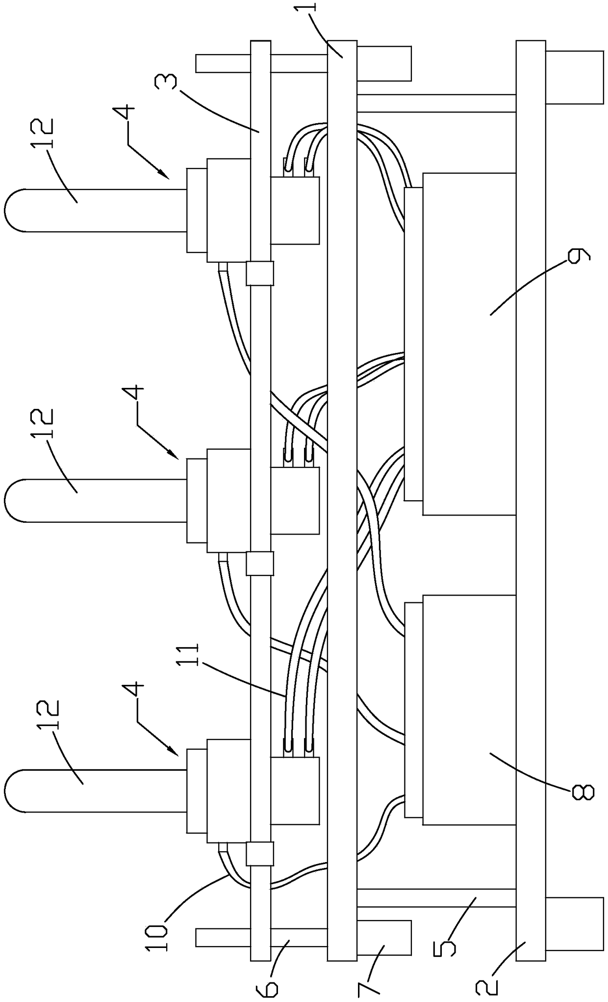 Leakage detecting device for non-excavation construction arc pipes