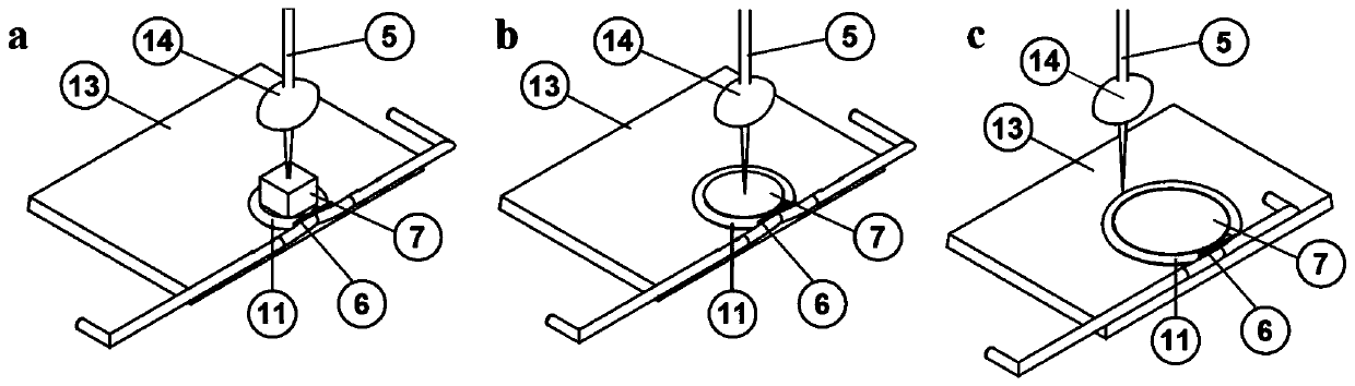 Device and method for preparing metal film through area expansion in vacuum environment