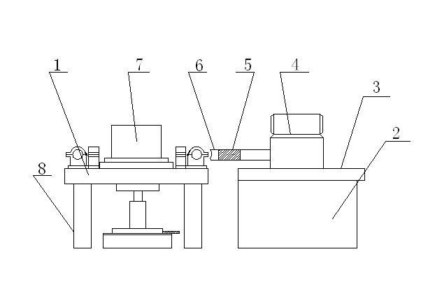 Device for precisely boring lug hole of hinge beam
