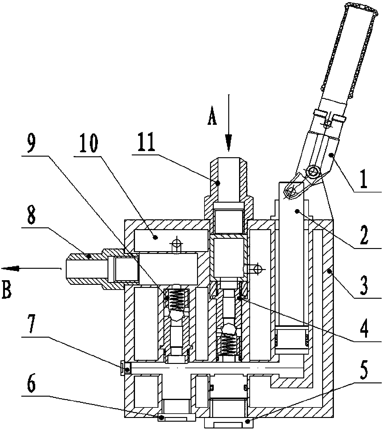 Small oil supply device with oil tank and plunger pump