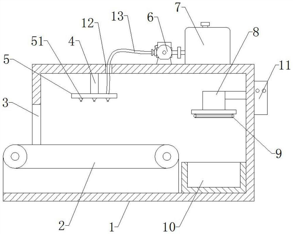 Liquid spraying device for medical normal saline wet tissue processing