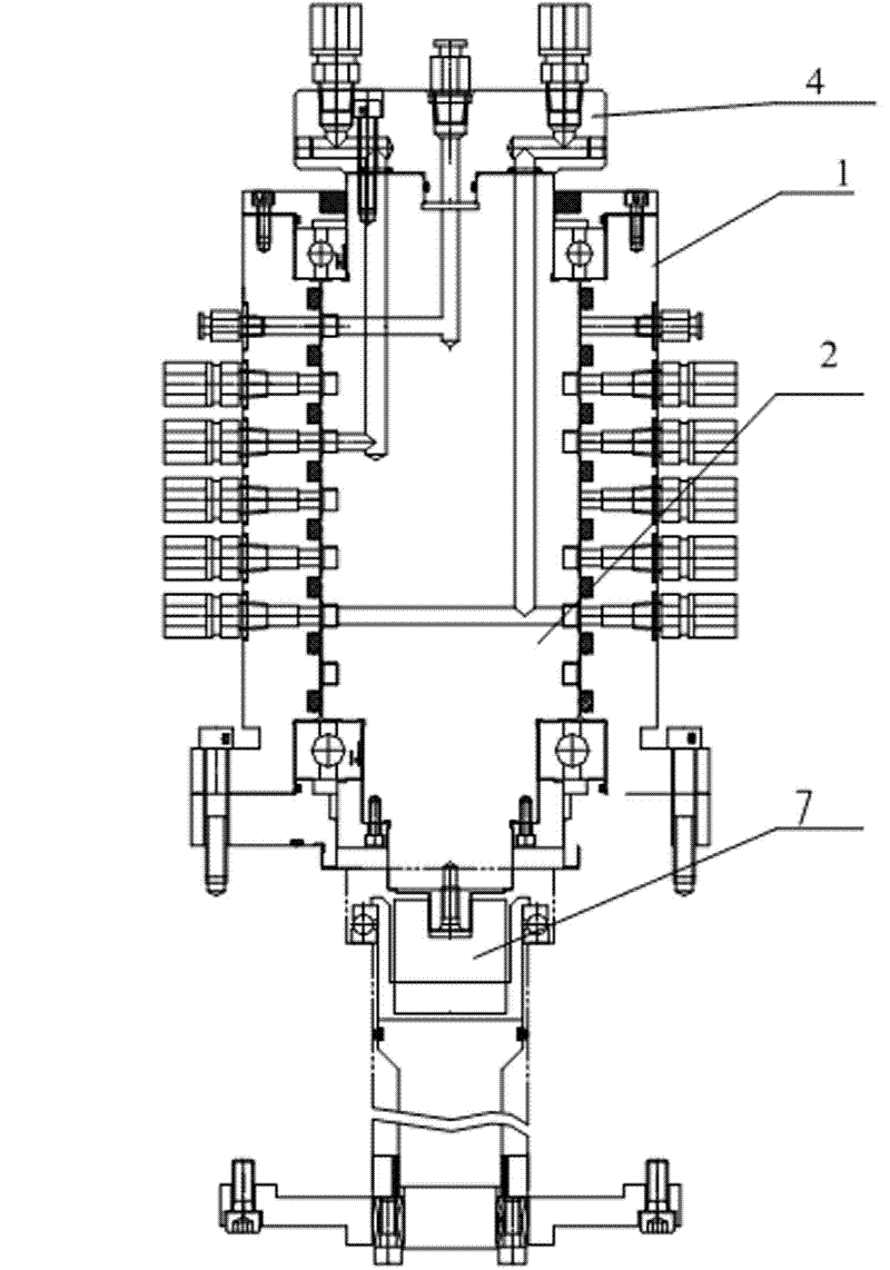 Central oil distributor for rotary machine tool