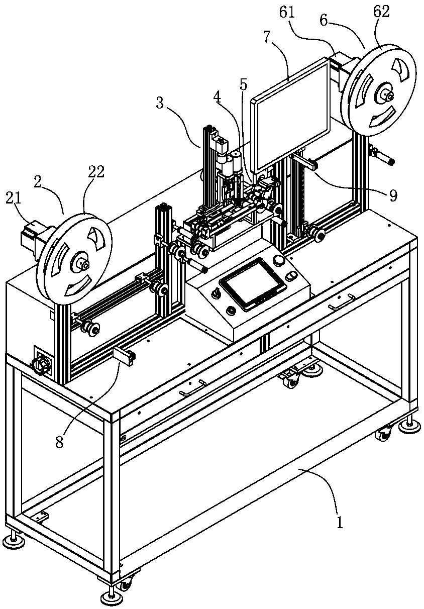 A fully automatic chip counting machine and a fully automatic chip counting method