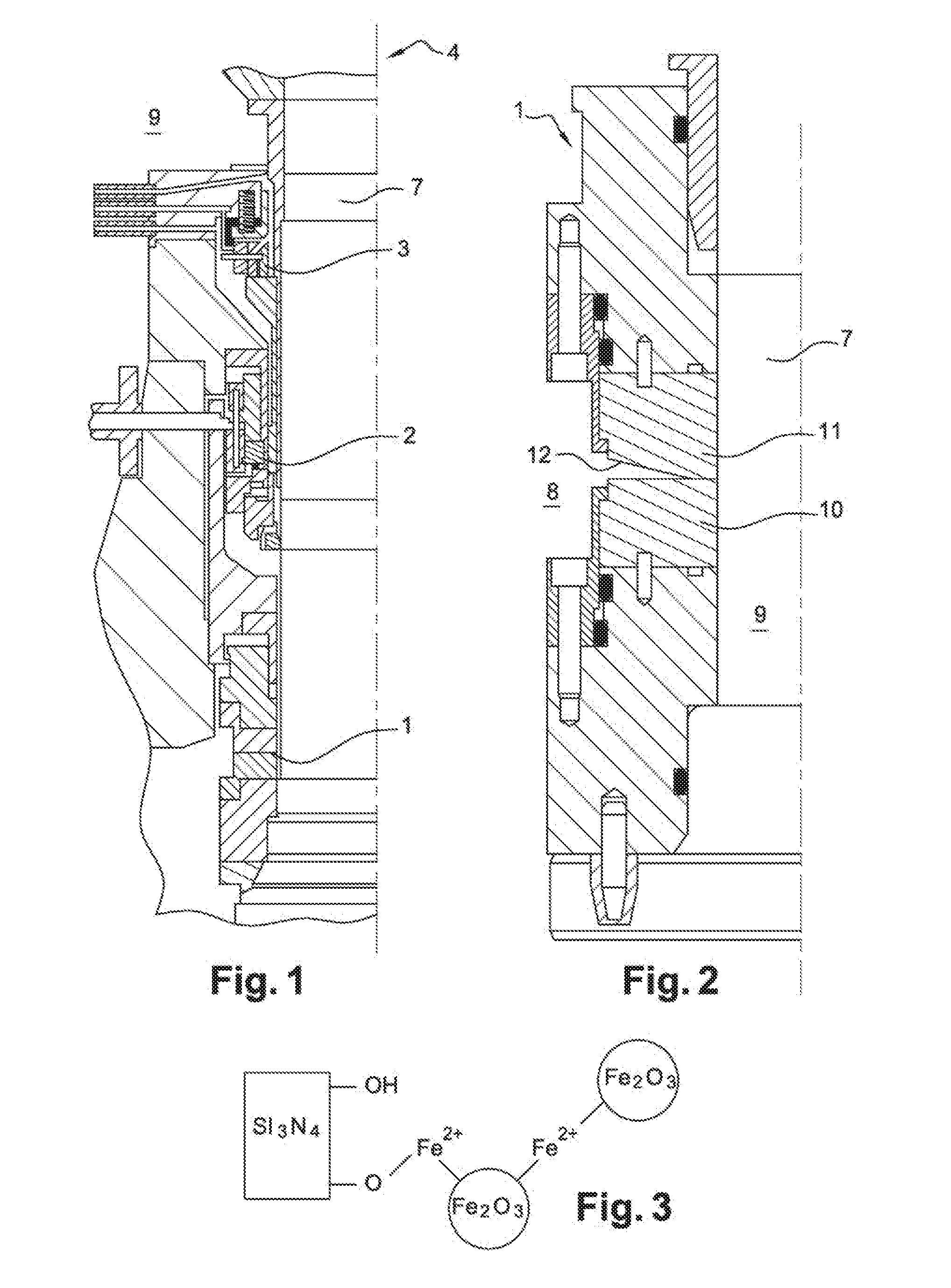 Active surface for a packing seal intended for a shaft sealing system