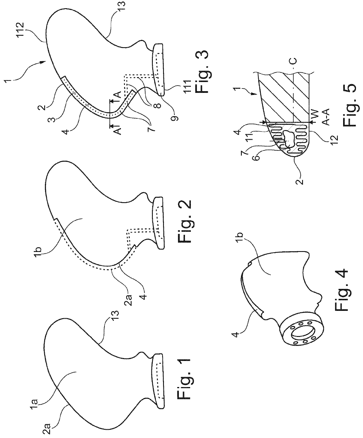 A method for manufacturing a propeller blade and a propeller blade