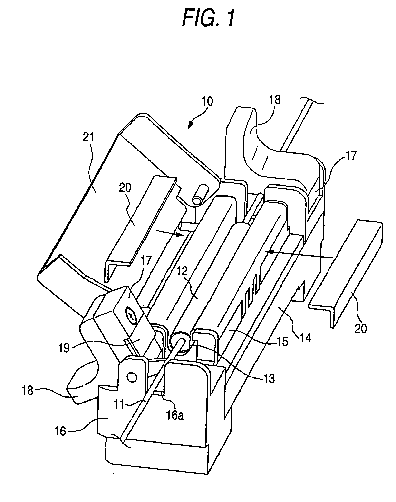 Apparatus and method for heat-treatment of optical fiber reinforcing member and optical fiber fusion splicing apparatus