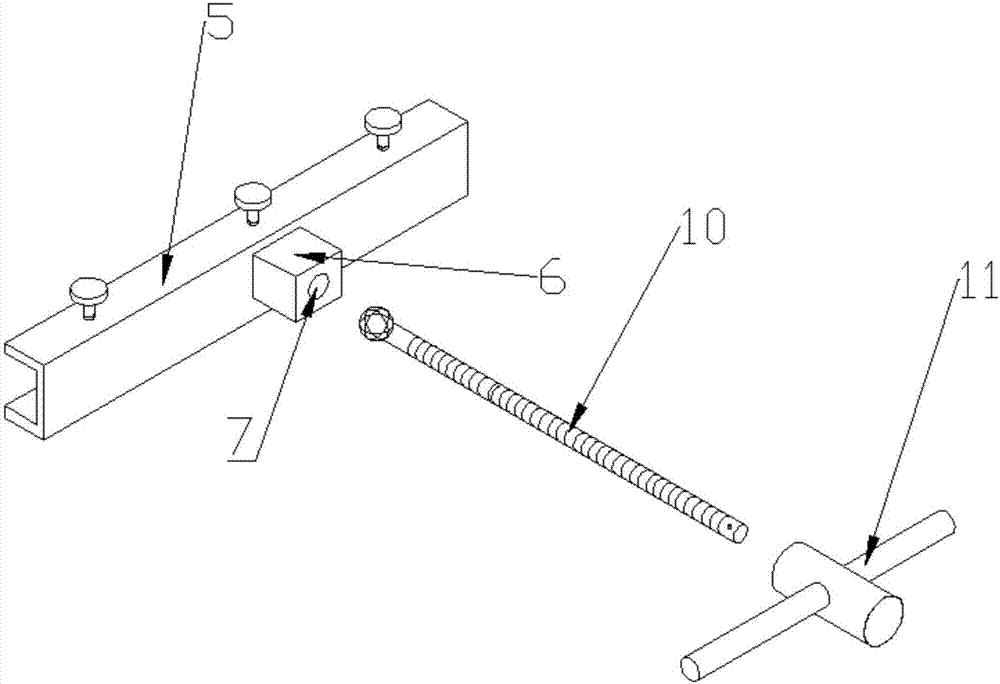 Equal-length cutting device for construction industry