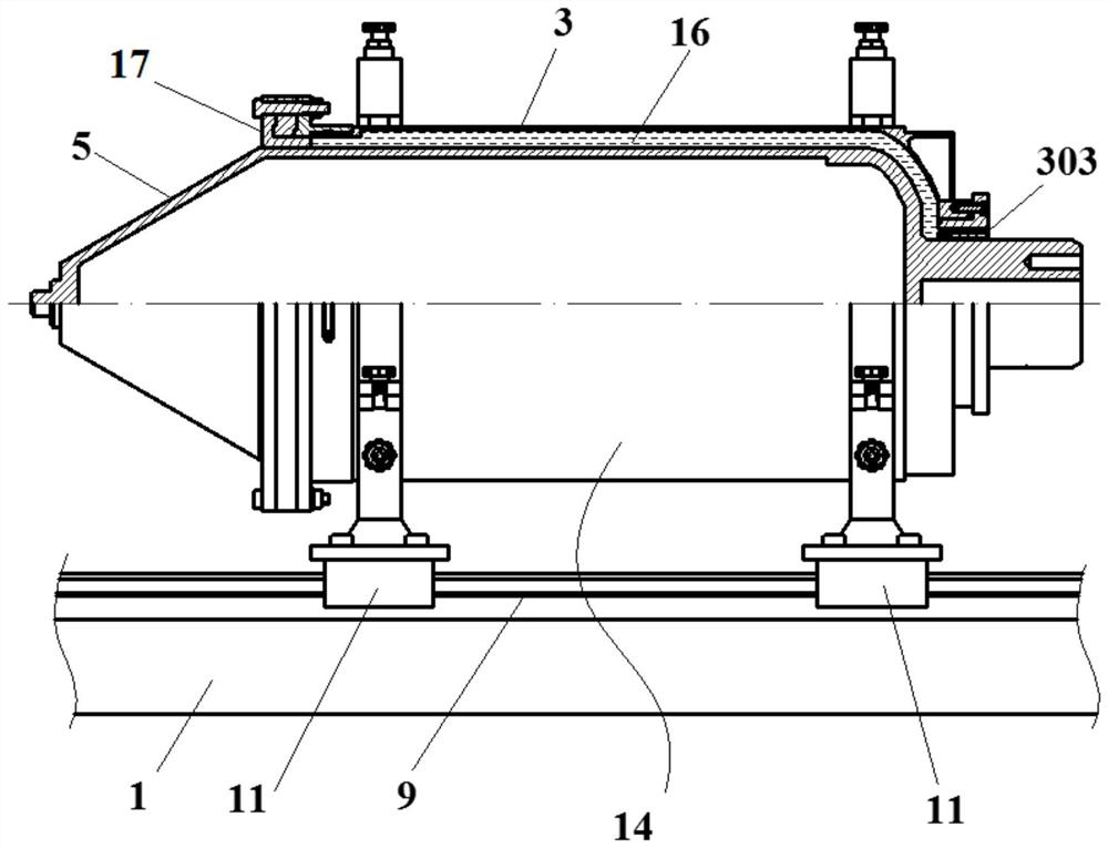 Combustion chamber cylinder section-seal head heat insulation layer integrated extrusion molding system and method