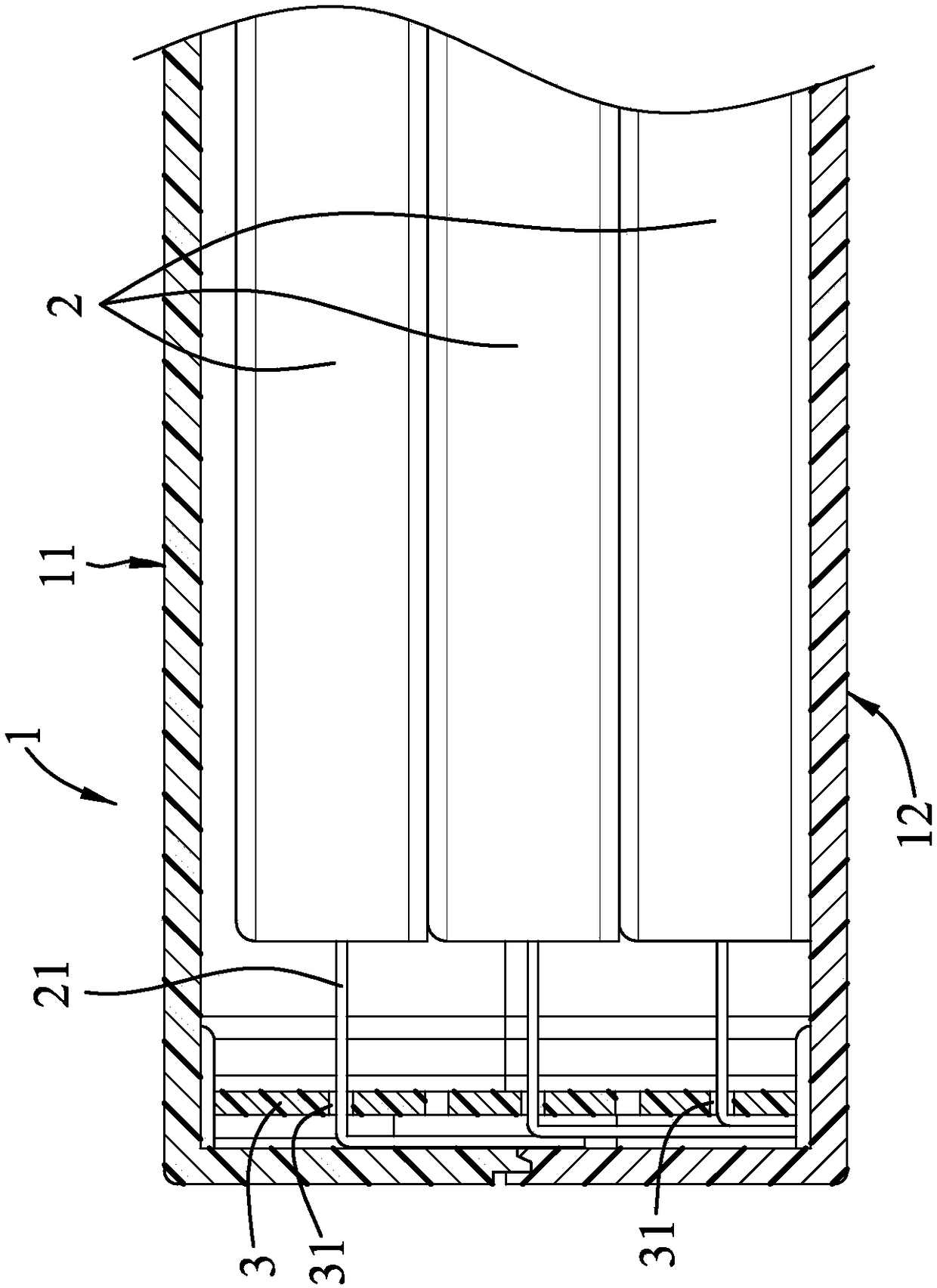 Battery unit with ceramic insulation paper and heat dissipation passage