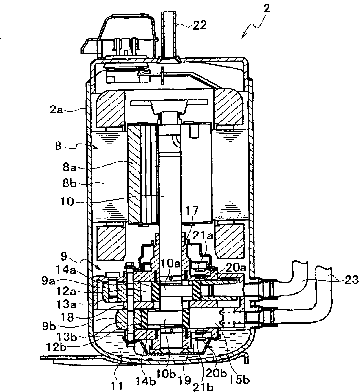 Refrigeration agent compressor and refrigeration cycling device