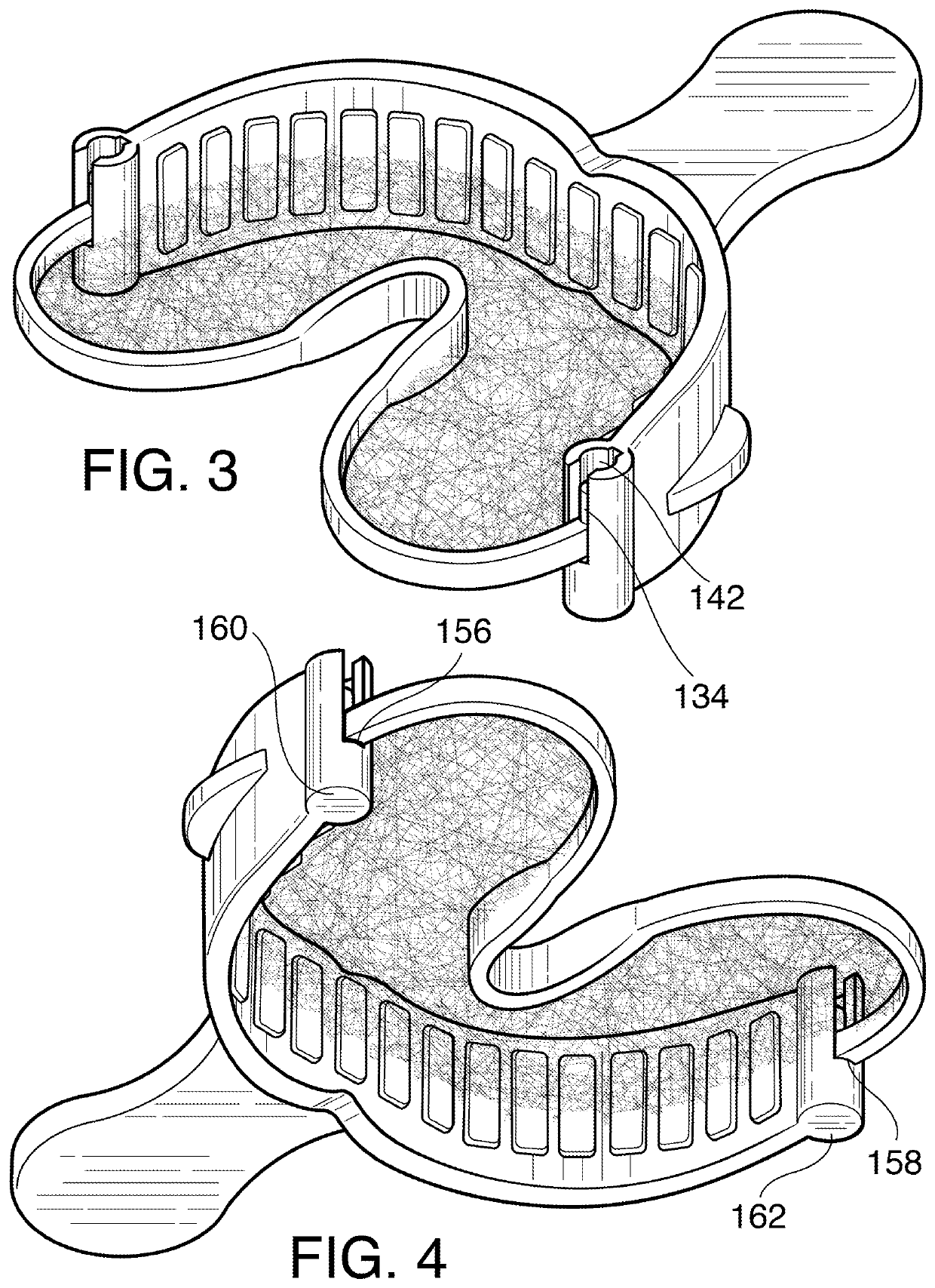 Adjustable dental impression tray with adaptive lock