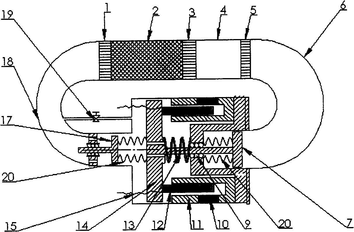 Electricity generating system driven by traveling wave thermoacoustic engine