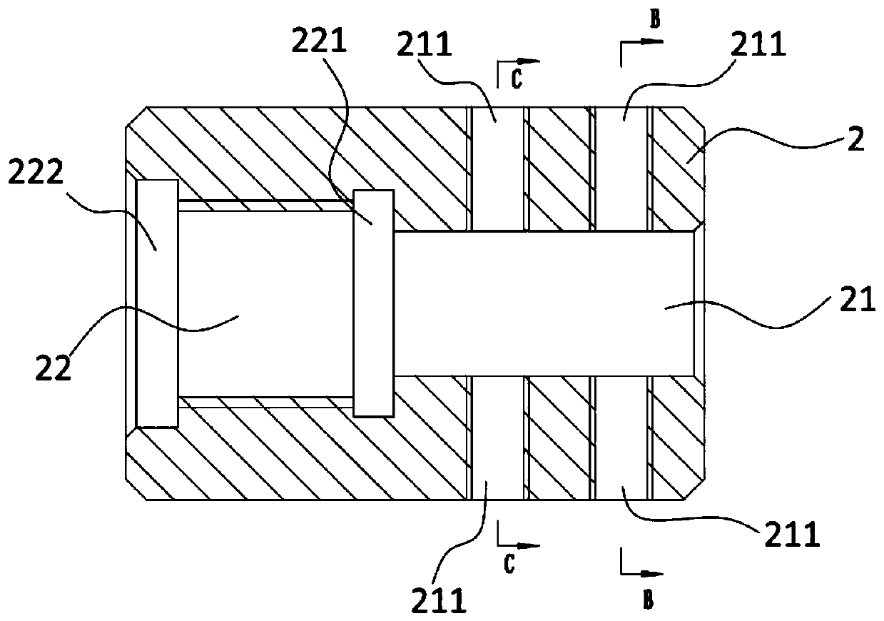 A tool for machining internal threads of insulating pipe and using method thereof