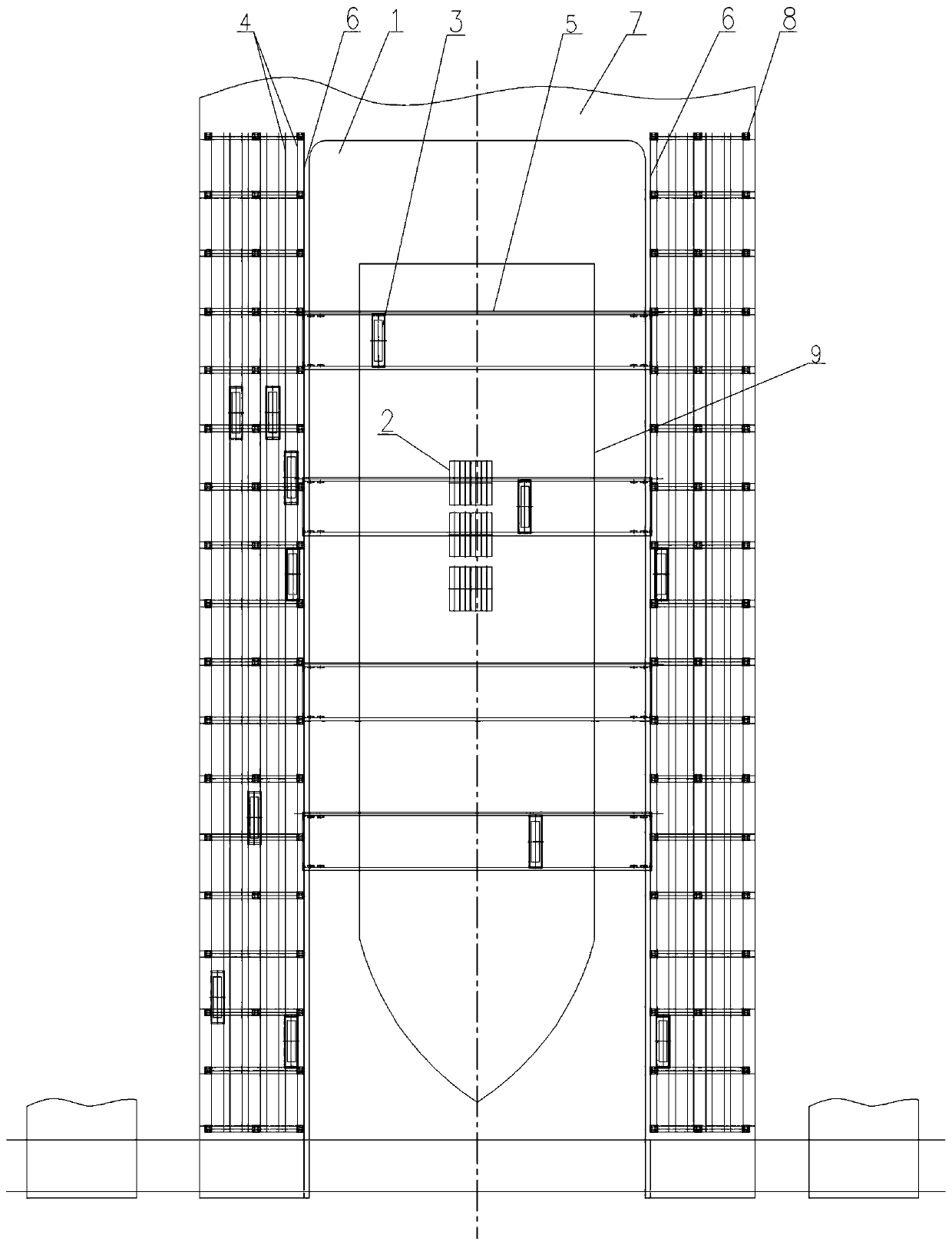 A container crane for U-shaped berth