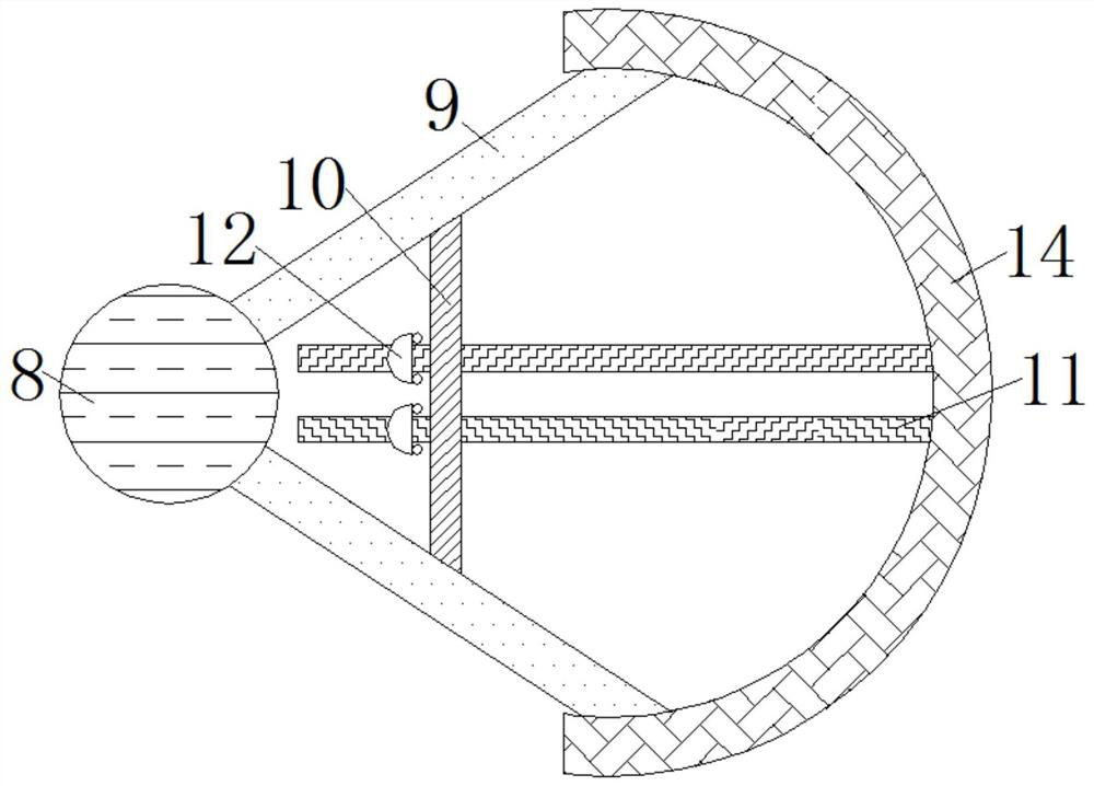 A train reminder device with adjustable capacitance according to the received audio frequency