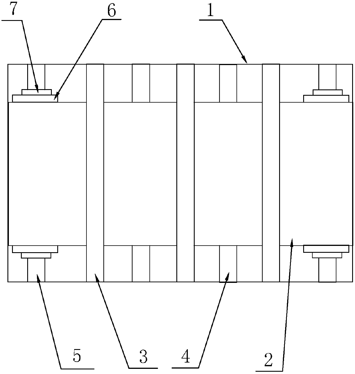 Flattening feeding device