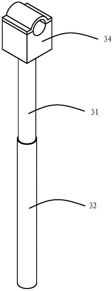 Rotor-type unmanned aerial vehicle automatically adjusting gravity center and adjustment method