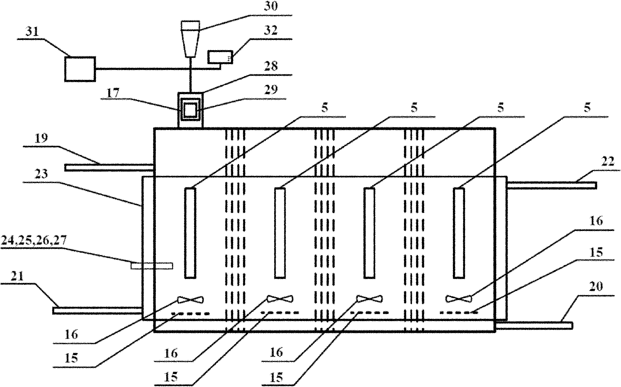 System for treating sewage and producing biological oil by using microalgae and method