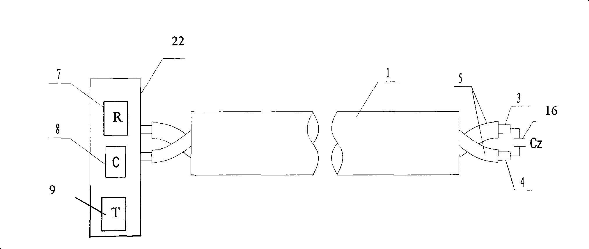 Line-type heat sensing fire detector with terminal capacitor