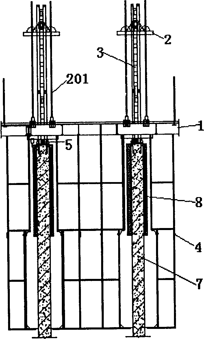 Autolifting type variable-shape diassembllable integrated lifting steel plateform system and construction method thereof