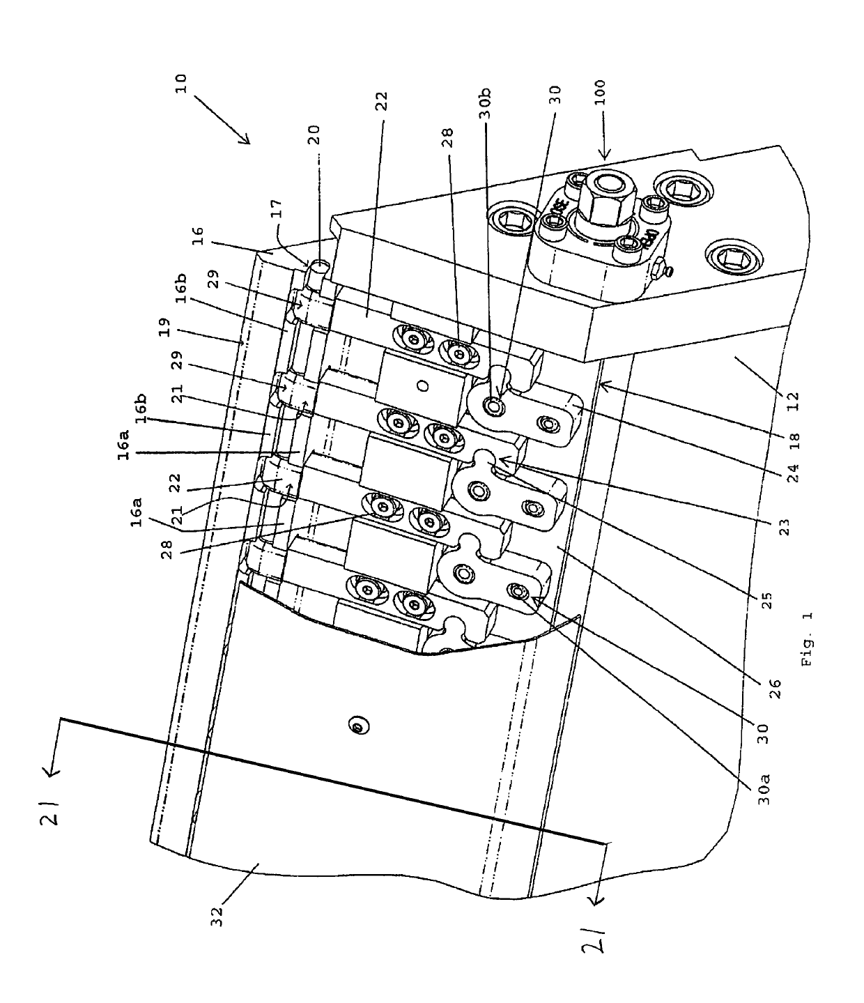 Die having linear bearing array