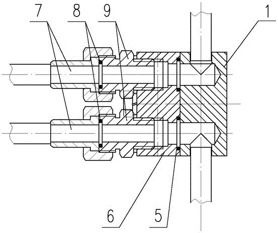 Hydraulic output connection structure used in conjunction with tractors and agricultural implements