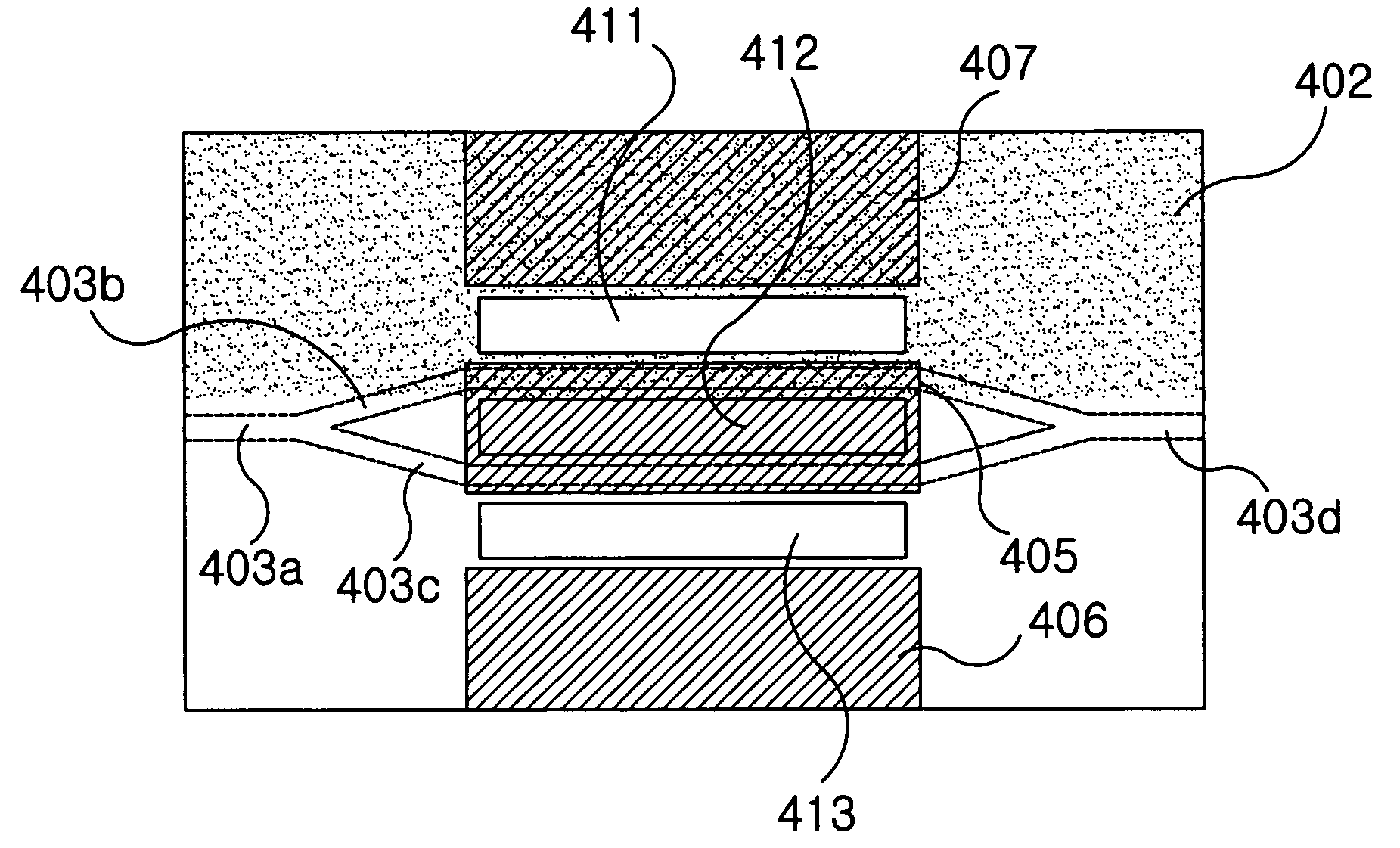 Symmetric optical modulator with low driving voltage