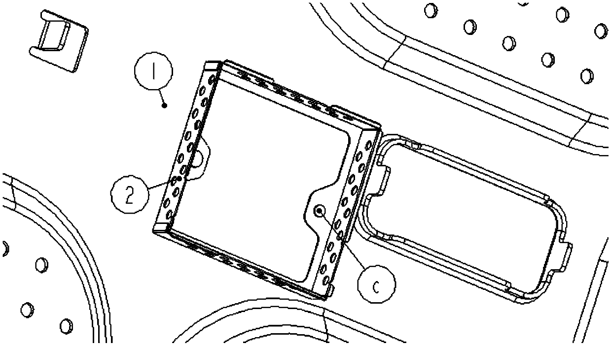 Signal shielding cover structure