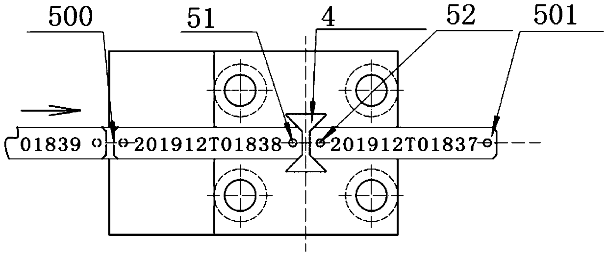 Small hole square head chamfer end label shearing device and method