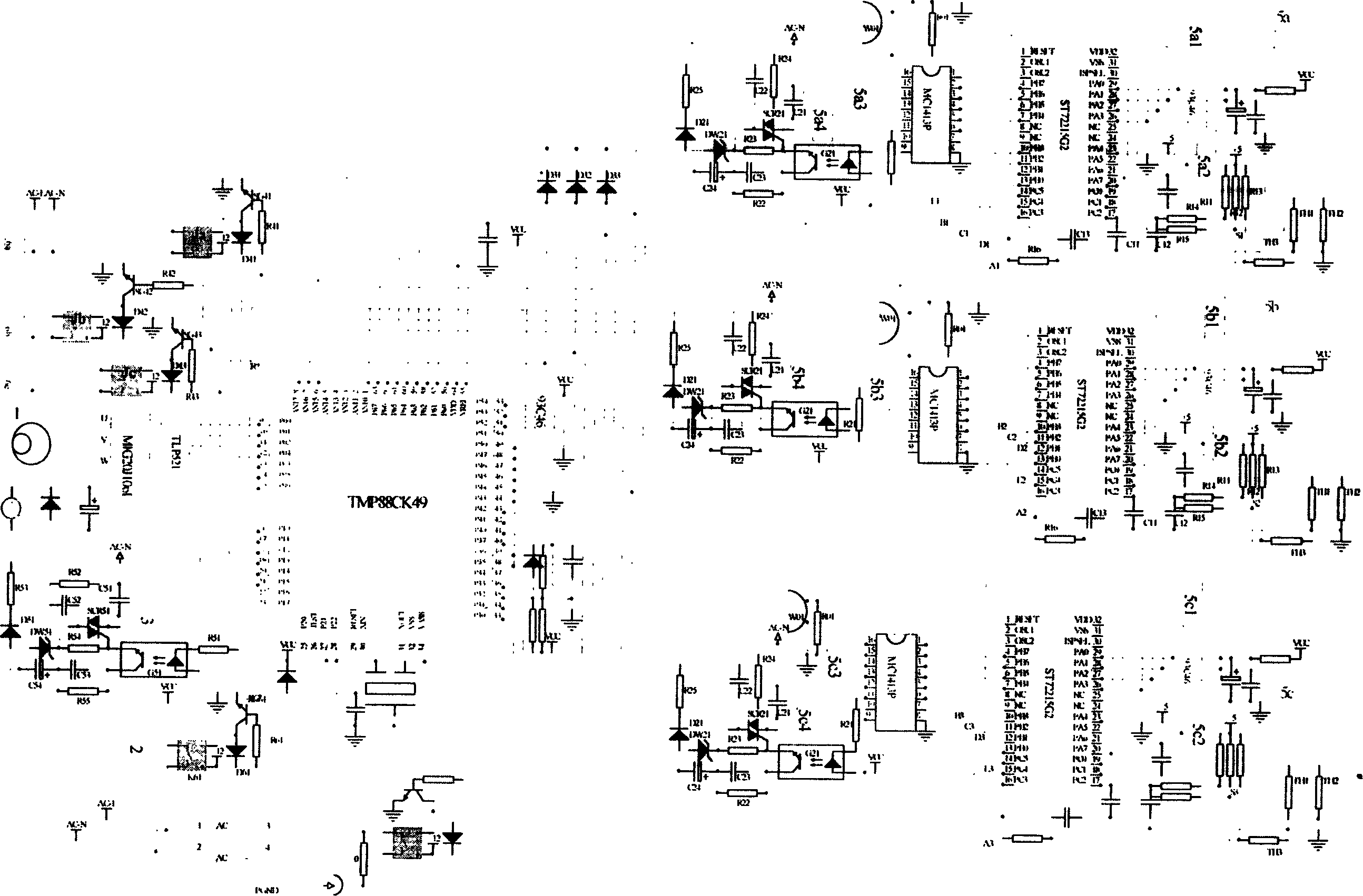 Triple-evaporator air conditioner and variable frequency control method