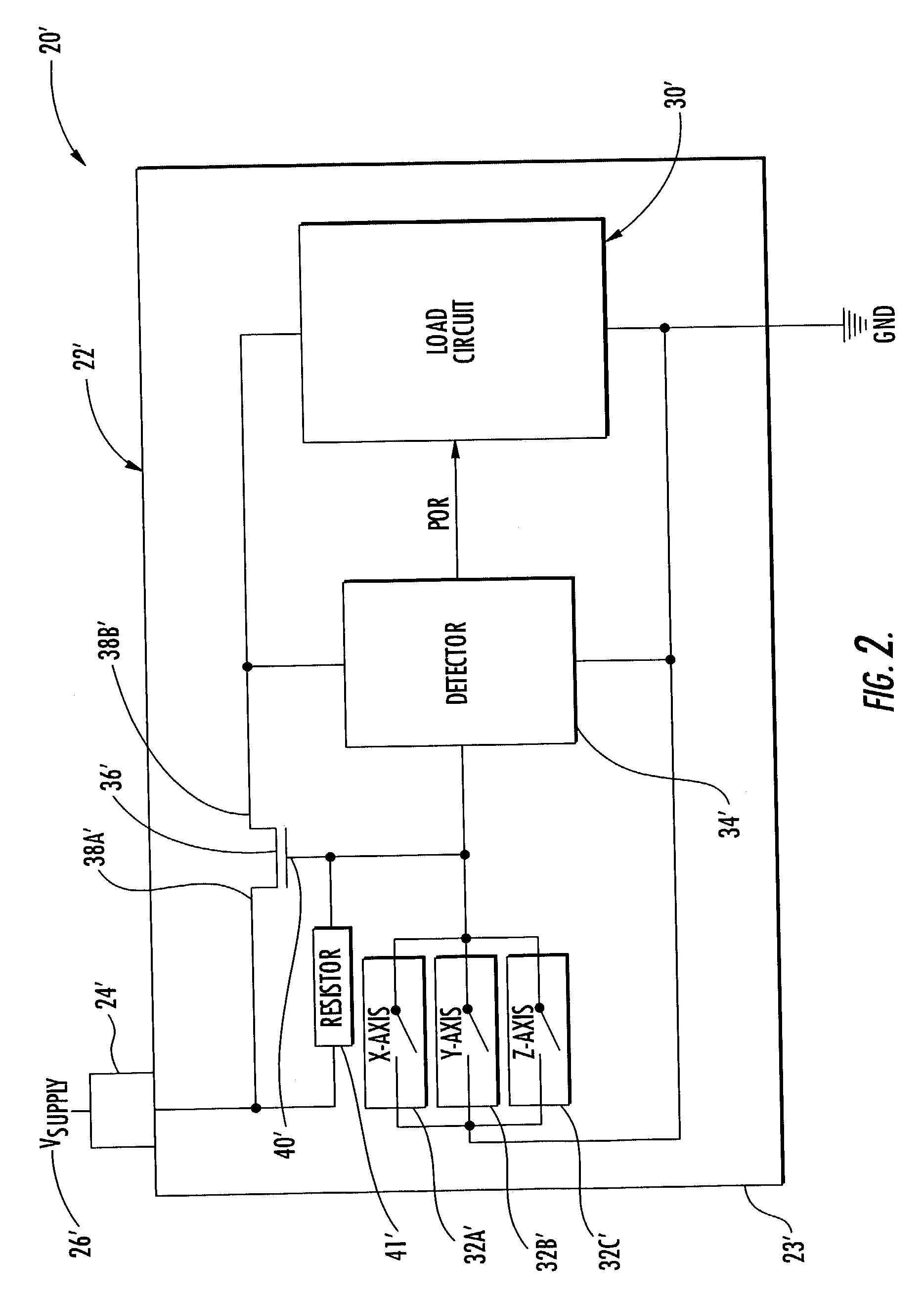 Electronic device including motion sensitive power switching integrated circuit and related methods