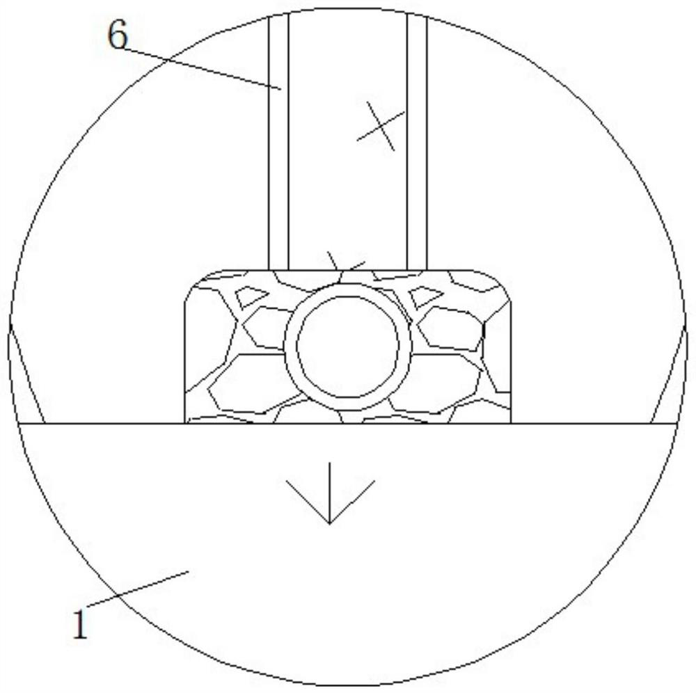 A car lubricating oil recovery device with automatic suction function