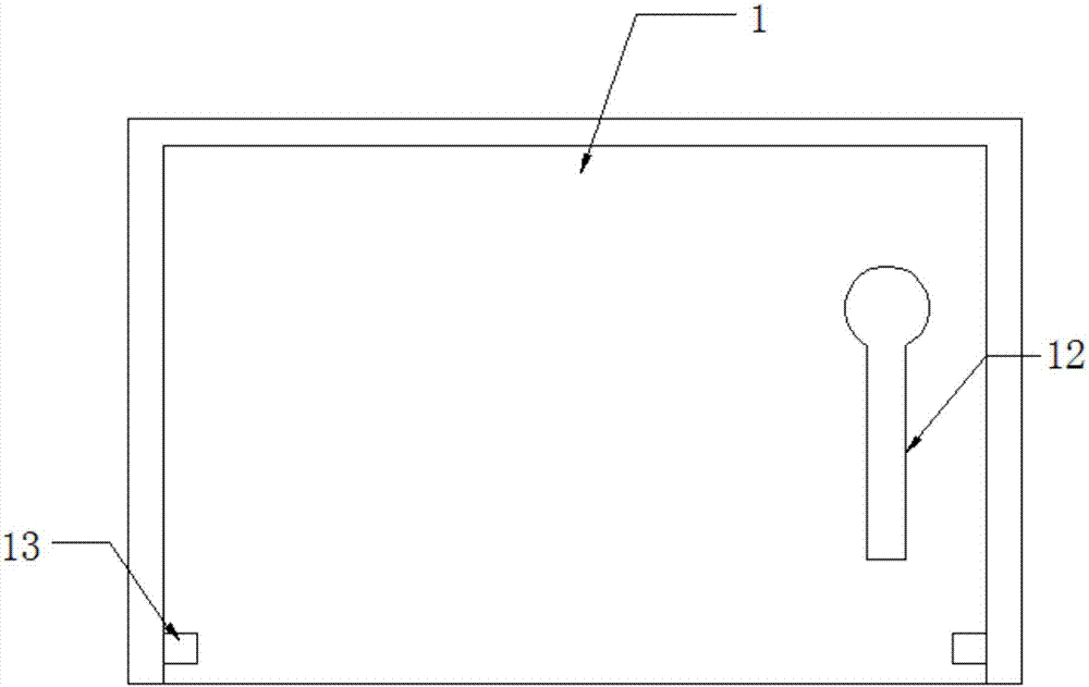 Adhesive tape holder capable of mounting adhesive tape easily