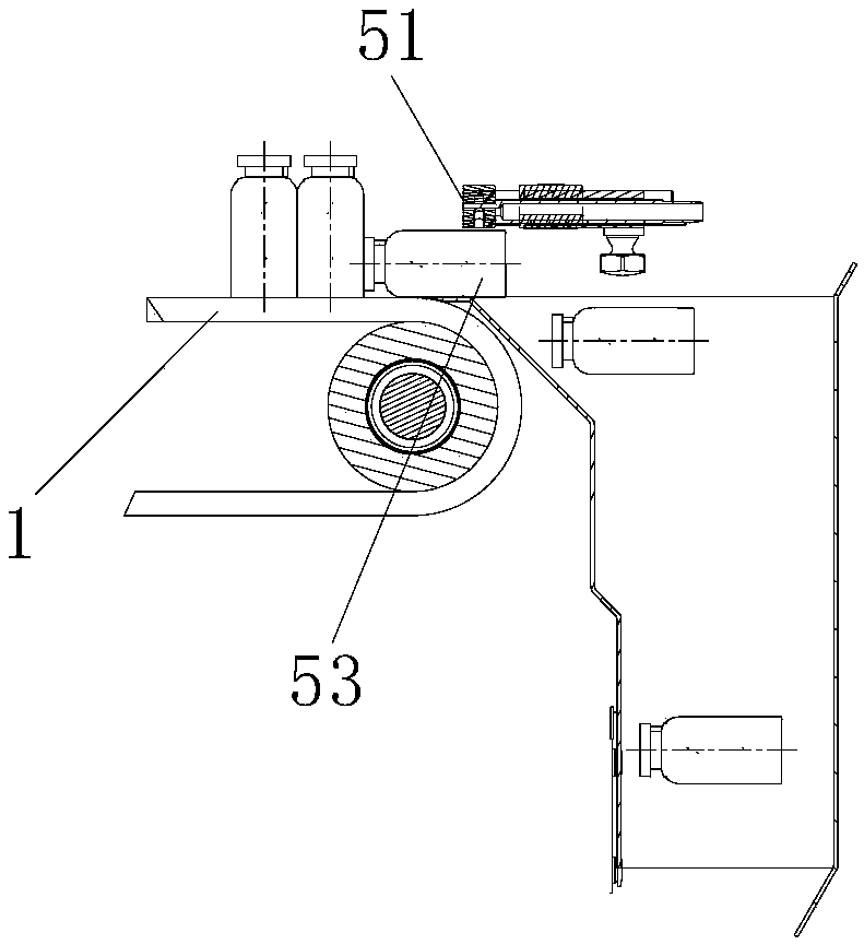Bottle body transferring device and method