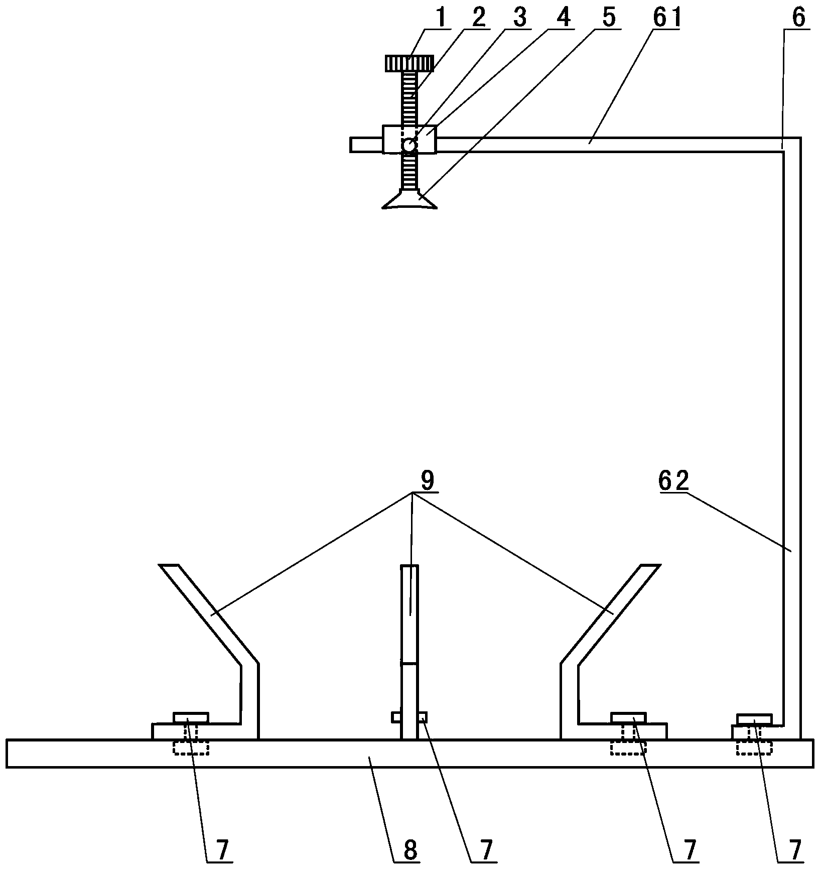 Universal supporting and fixing device for ball type parts