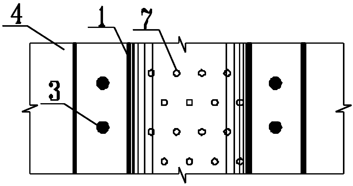 Faceplate dam crack repairing structure