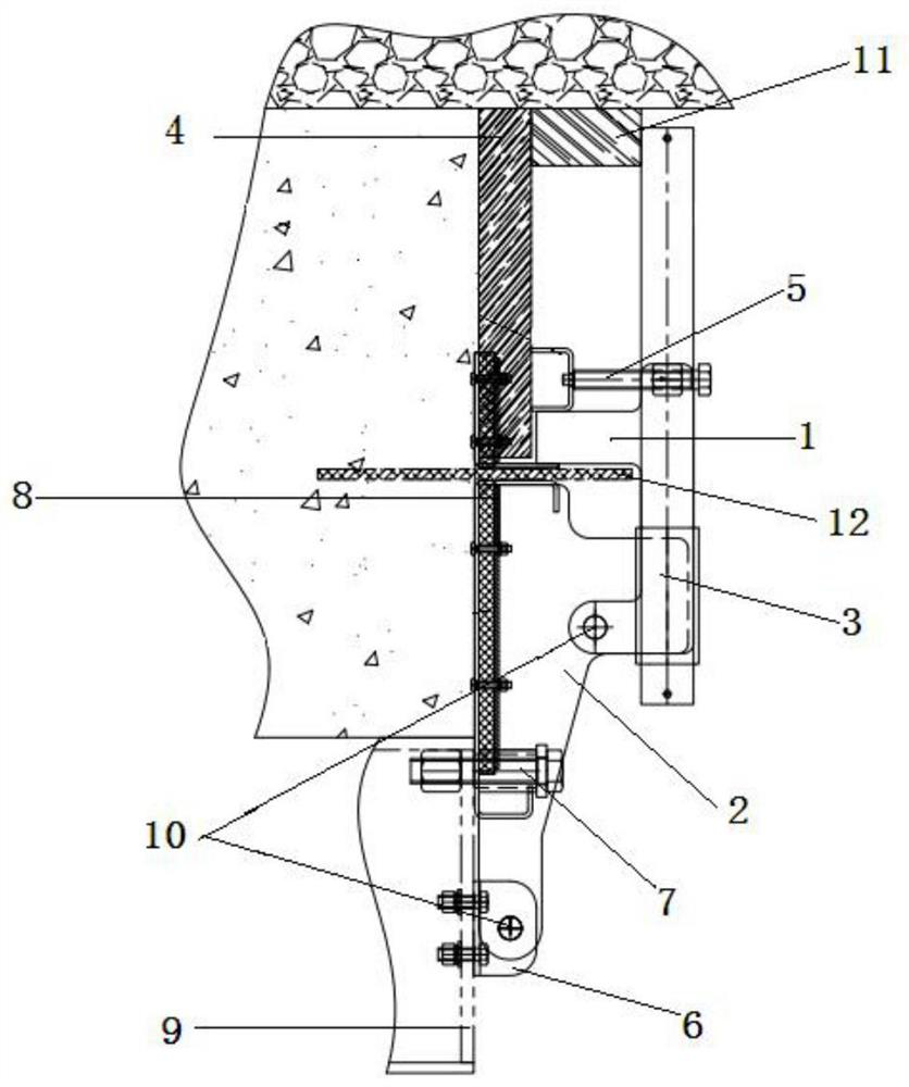 Combined plugging device for tunnel lining