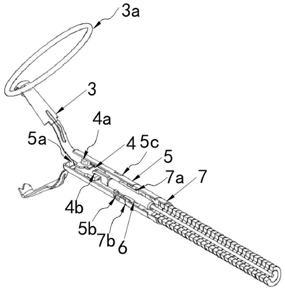 Soft tissue clamp with traction function and soft tissue clamping method thereof