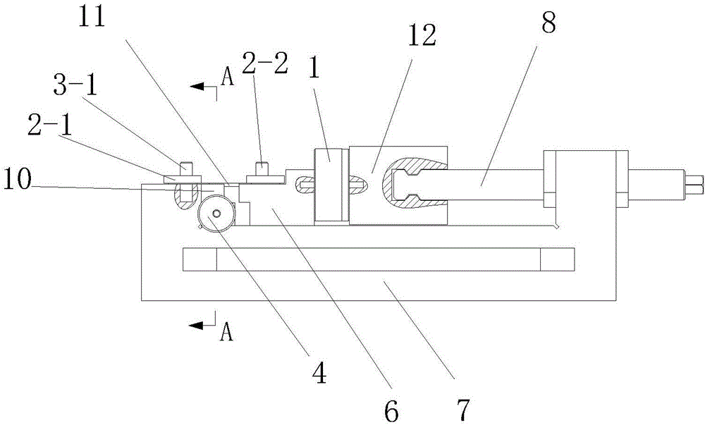 Device and method for testing relation between residual stress and surface hardness of metal component