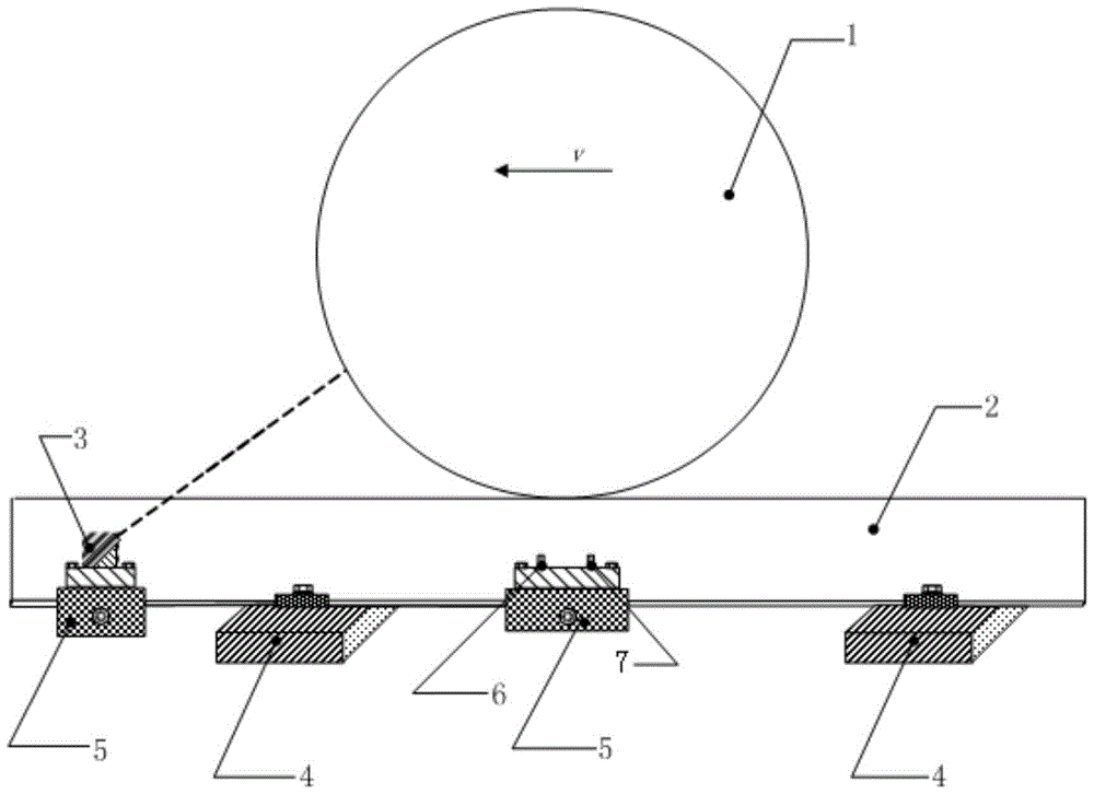 A non-contact wheel diameter dynamic measuring device and its measuring method