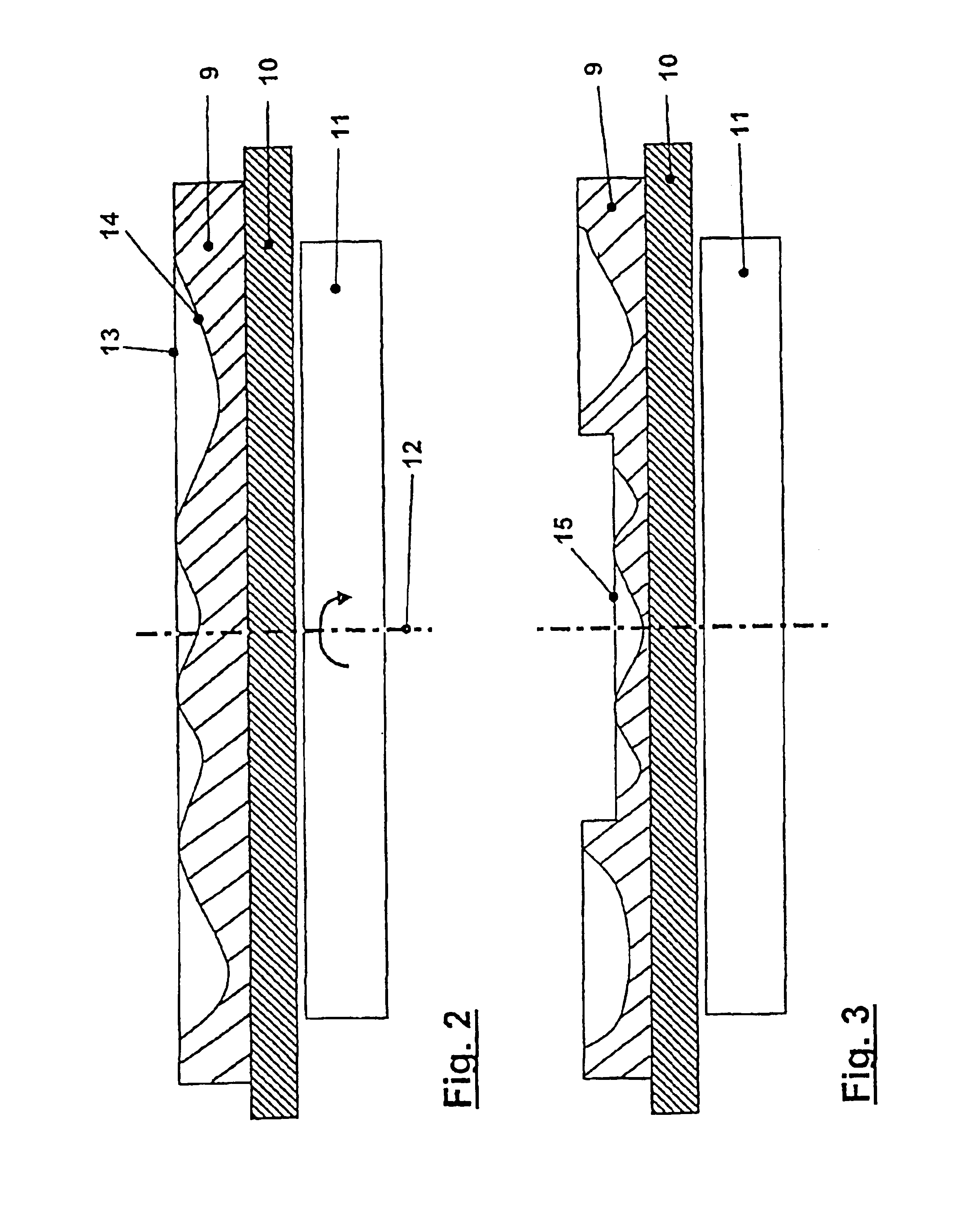 Target comprising thickness profiling for an RF magnetron