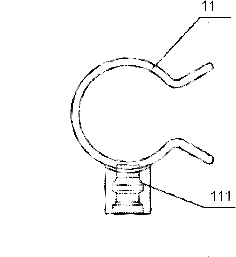 Combined lathedog for fixing harnesses and pipelines