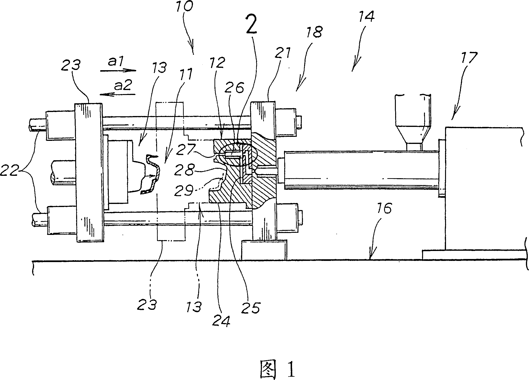 Nozzle for use in hot runner mold