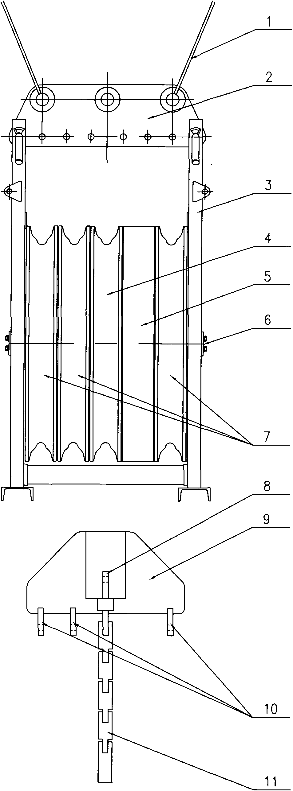 Symmetrical arrangement force balance type tackle for paying-off with a pull walking board and three wires and pull walking board