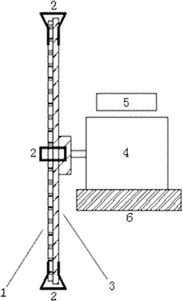 Automatic assembling device and method of multilayer composite separation membrane