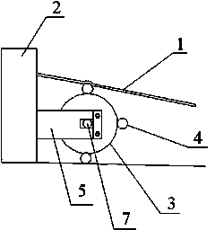 Method and device for cleaning away coal slime in grooves of belt