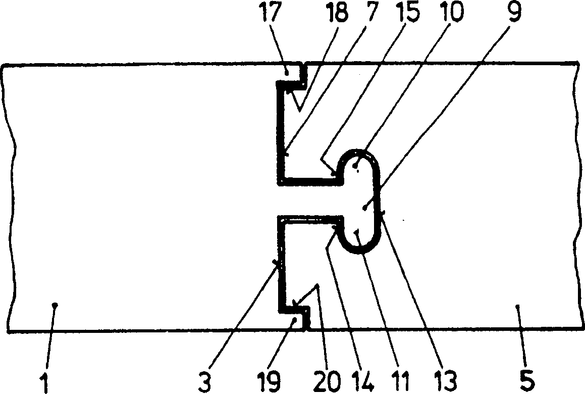 Structure for connecting ends of two strips