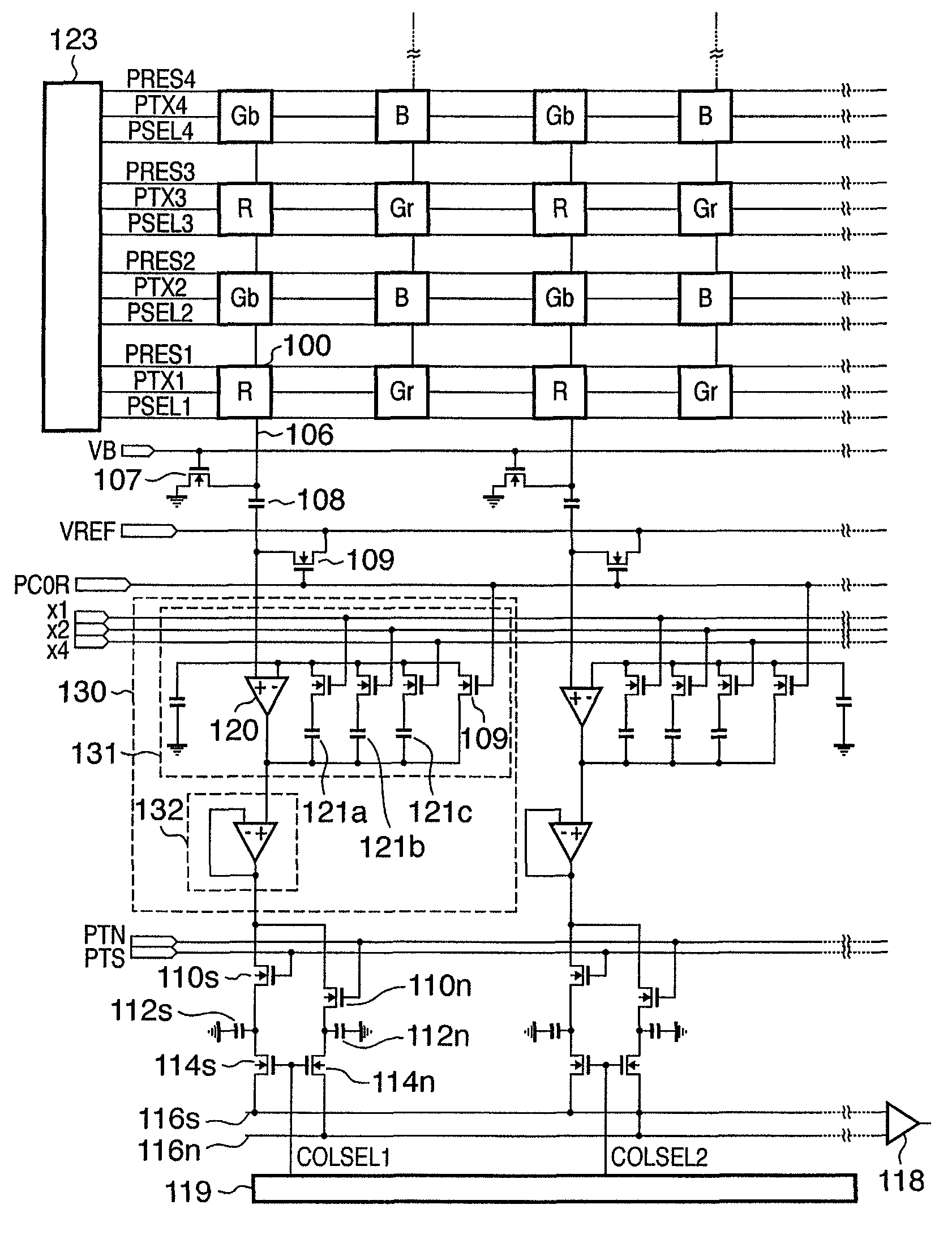 Photoelectric conversion device and image capturing device with variable amplifier for amplifying signal by a selected gain