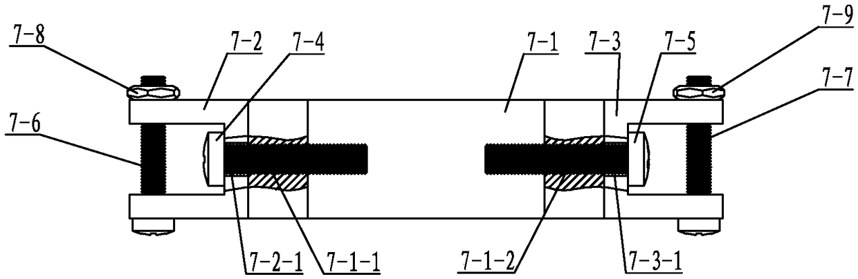 A lasso transmission mechanism with two degrees of freedom